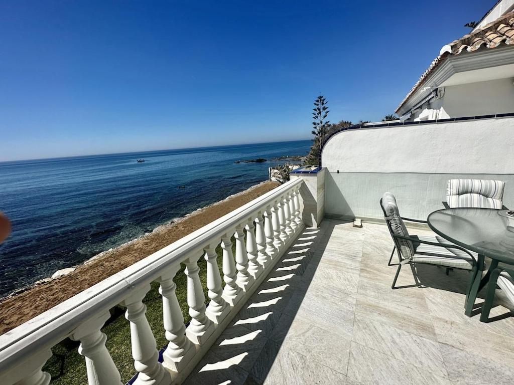 Appartement Beachfront With Pleasant Views Of The Sea And The Historic Lighthouse.