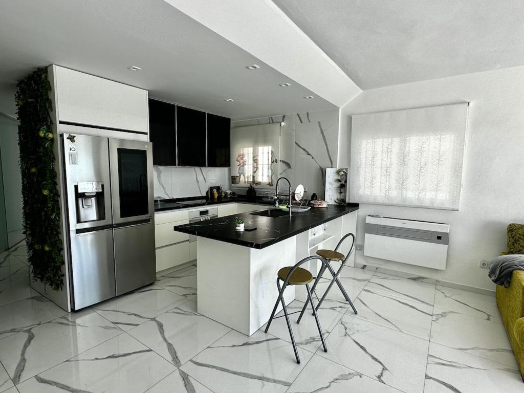 Beachfront With Pleasant Views Of The Sea And The Historic Lighthouse. *