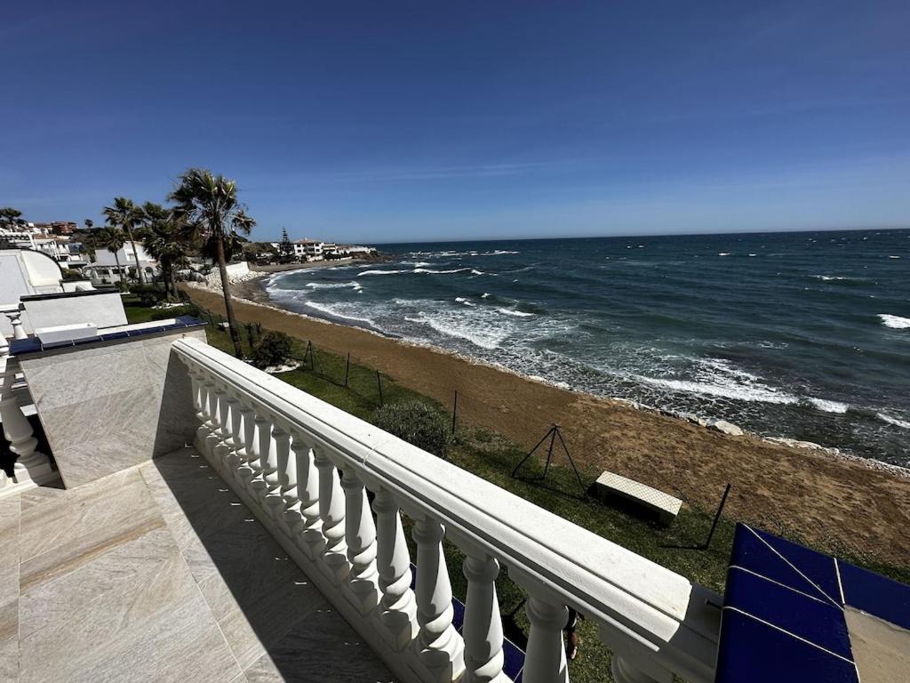 Beachfront With Pleasant Views Of The Sea And The Historic Lighthouse. *